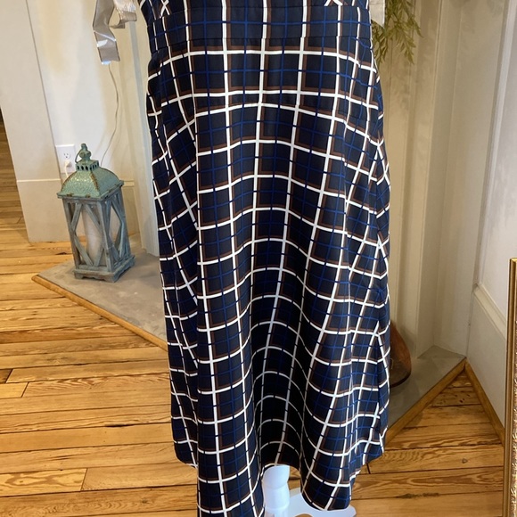 J.Crew 100% SILK A-Line
Dress in Windowpane size 12 - Picture 6 of 9